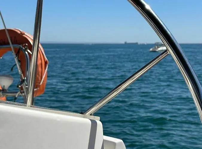 Umbolina 船上ホテル *